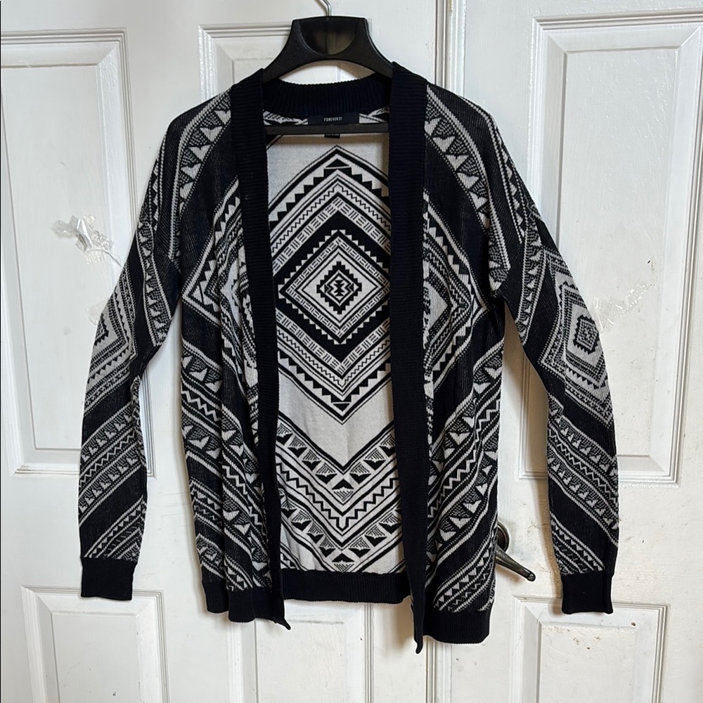 Forever 21 Monochrome Chevron Cardigan